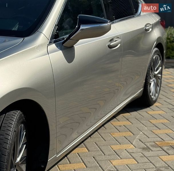 Седан Lexus ES 2023 в Вінниці фото 5 Седан Lexus ES 2023 в Вінниці