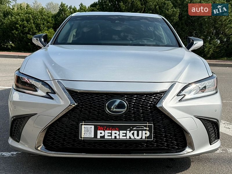 Седан Lexus ES 2019 в Києві