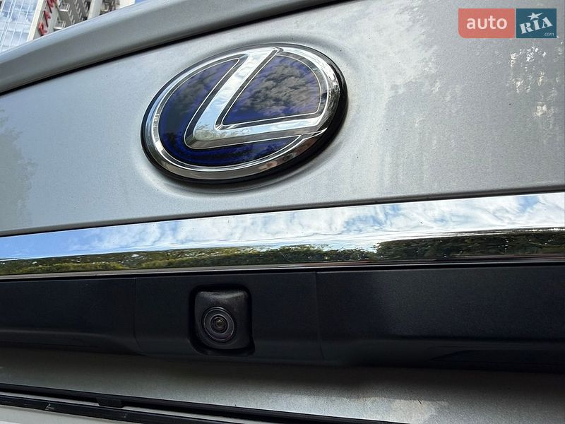Седан Lexus ES 2019 в Києві