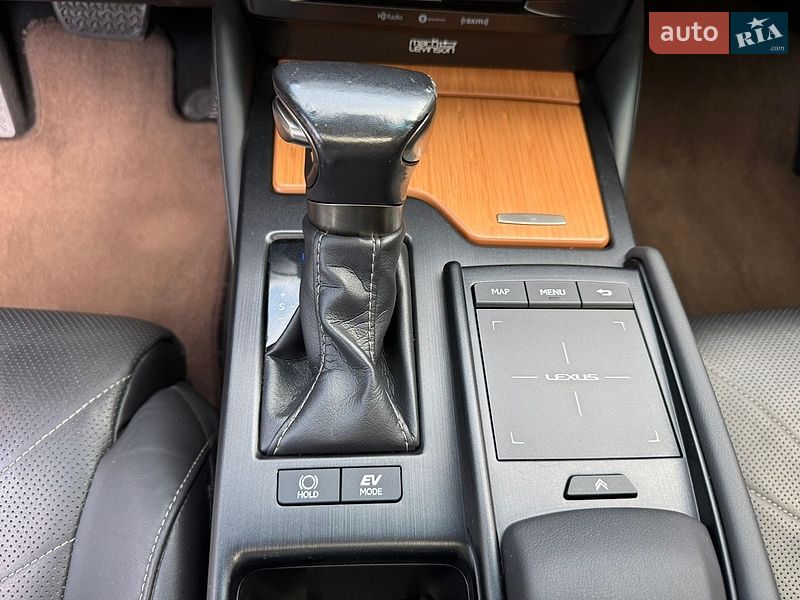Седан Lexus ES 2019 в Києві