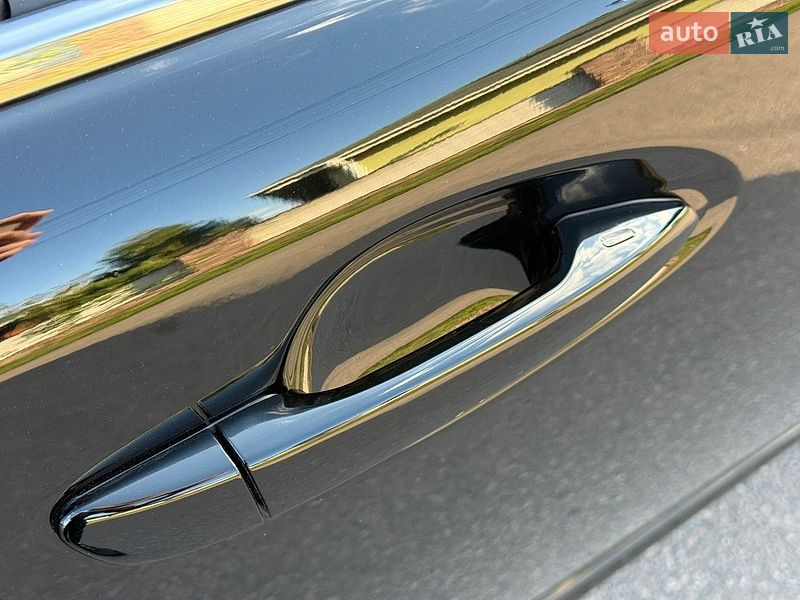 Седан Lexus ES 2013 в Житомирі