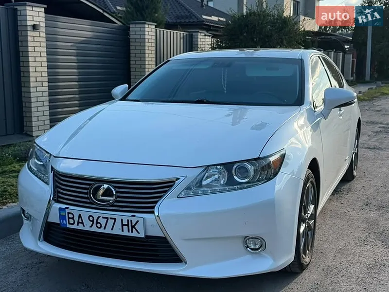 Lexus ES 2013