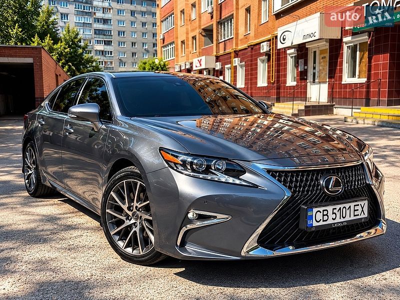 Lexus ES, фото из объявления