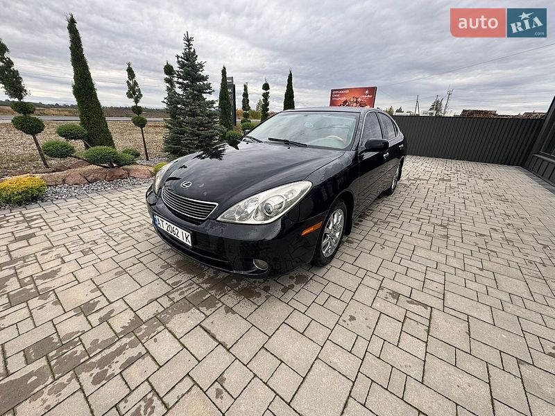 Седан Lexus ES 2005 в Брошневі