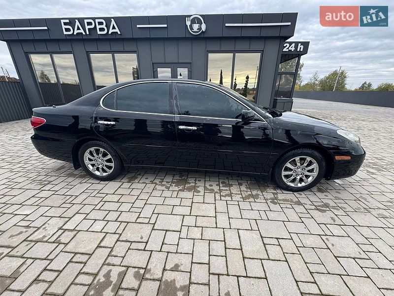 Седан Lexus ES 2005 в Брошневі