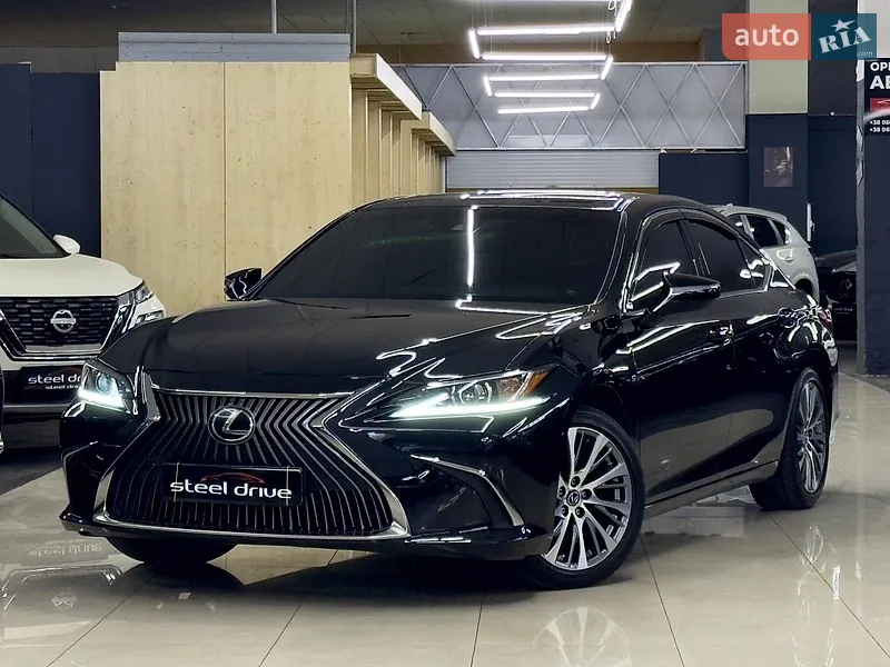 Lexus ES