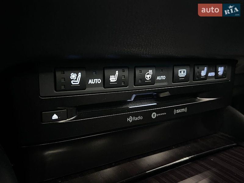Седан Lexus ES 2019 в Львове
