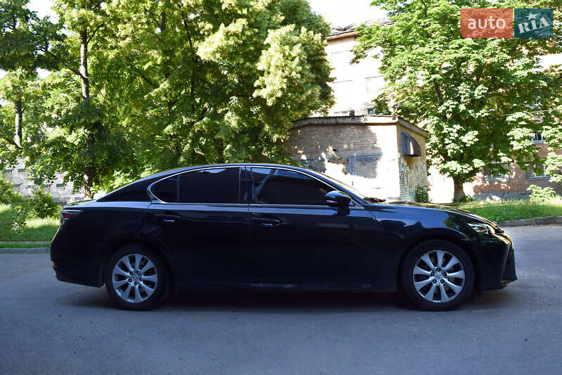 Седан Lexus GS 2016 в 
