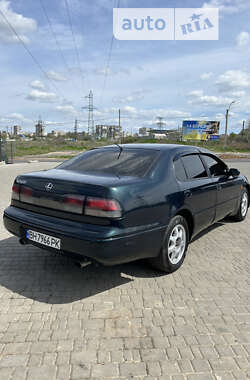 Седан Lexus GS 1995 в Одессе