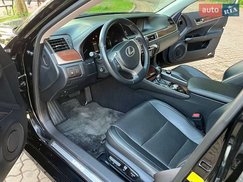 Седан Lexus GS 2016 в Києві