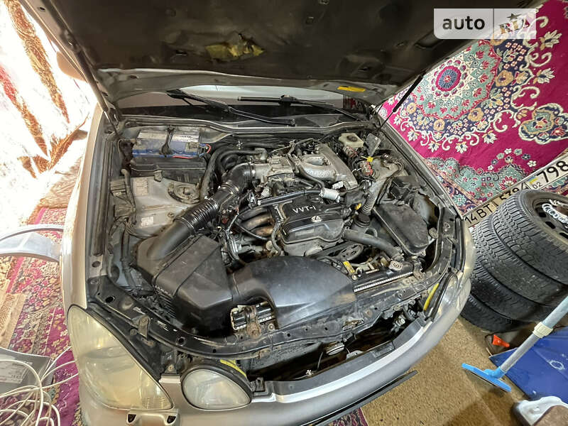 Седан Lexus GS 1998 в Тульчині