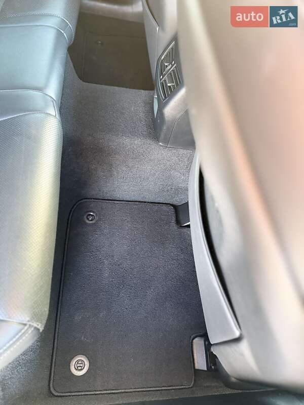 Седан Lexus GS 2014 в Львові