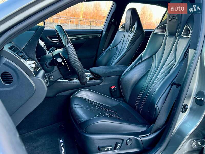 Седан Lexus GS 2015 в Киеве