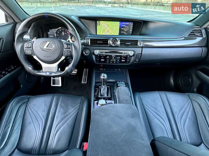 Седан Lexus GS 2015 в Киеве