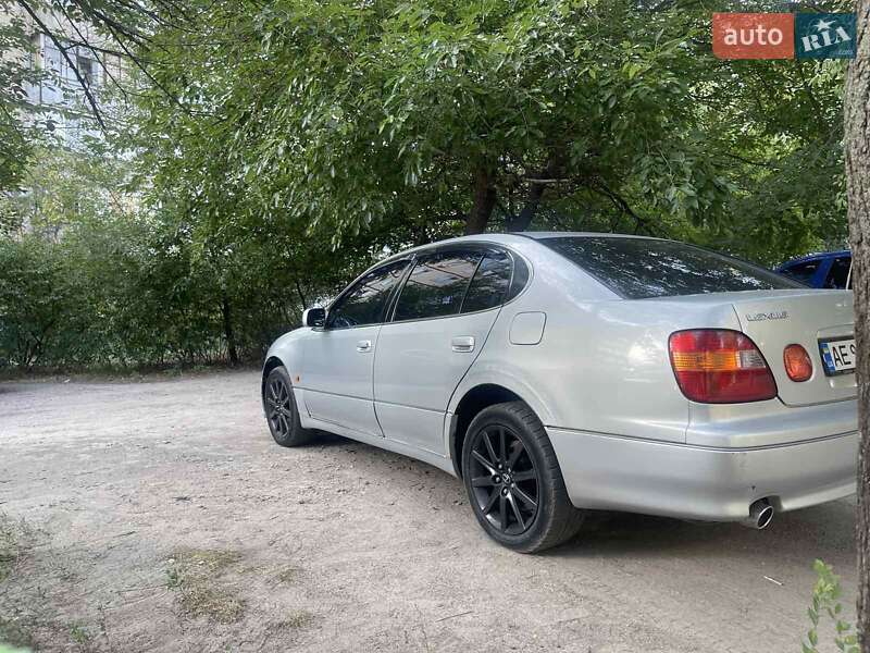 Седан Lexus GS 1998 в Днепре