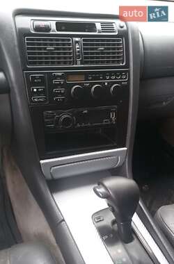 Седан Lexus GS 1993 в 