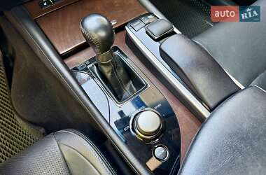 Седан Lexus GS 2014 в 