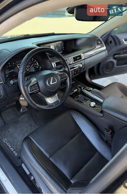 Седан Lexus GS 2015 в 