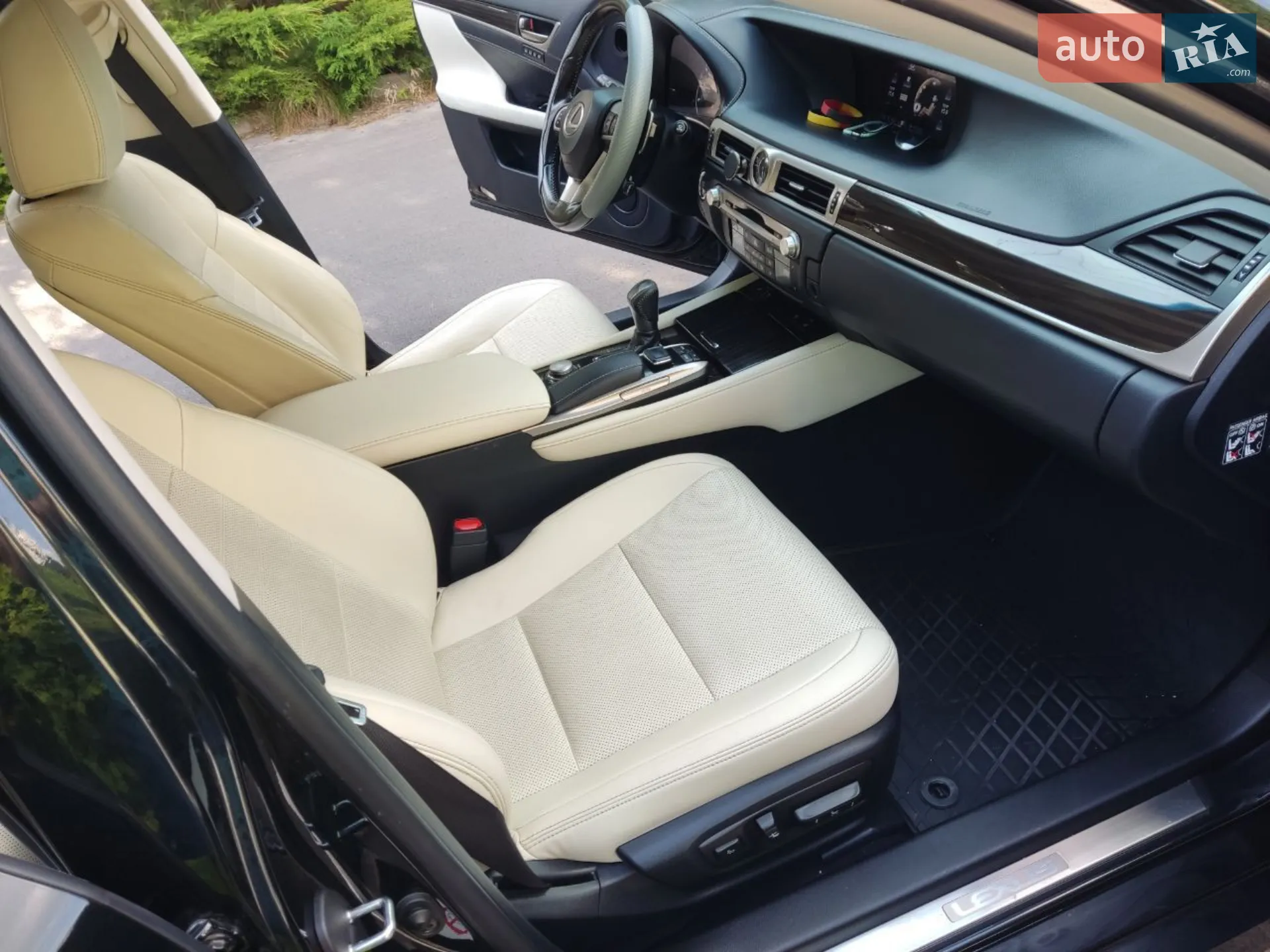 2017 Lexus GS - мініатюра 35