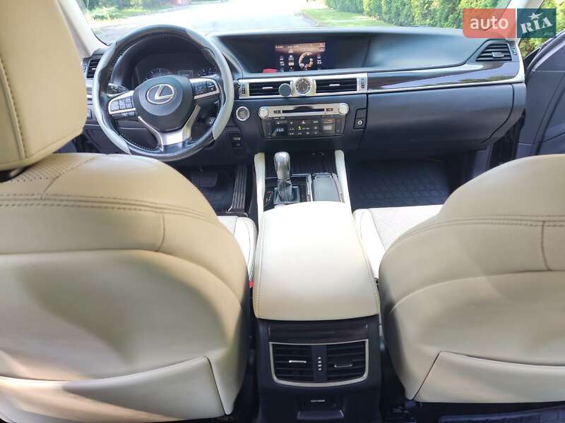 Седан Lexus GS 2017 в Киеве