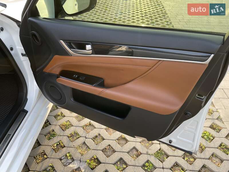 Седан Lexus GS 2014 в Хмельницком