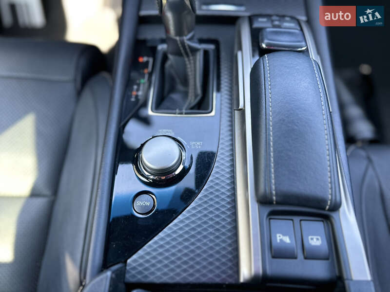 Седан Lexus GS 2017 в Києві