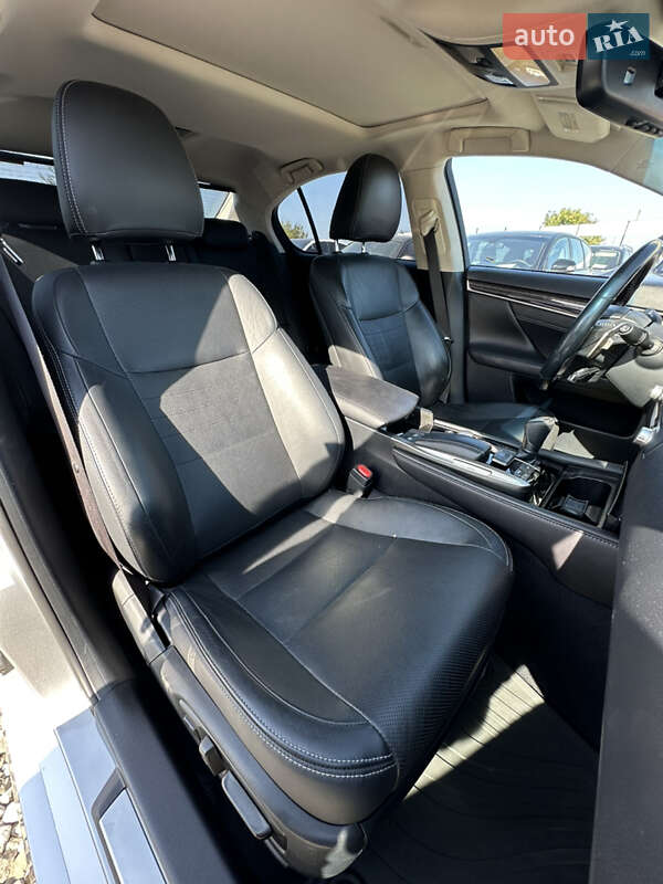 Седан Lexus GS 2015 в Івано-Франківську