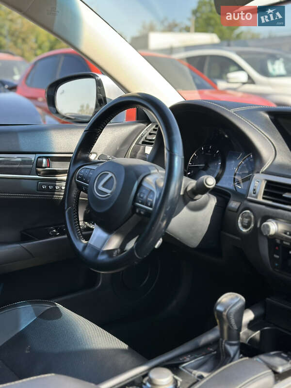 Седан Lexus GS 2015 в Івано-Франківську