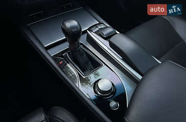 Седан Lexus GS 2012 в 