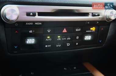 Седан Lexus GS 2012 в 