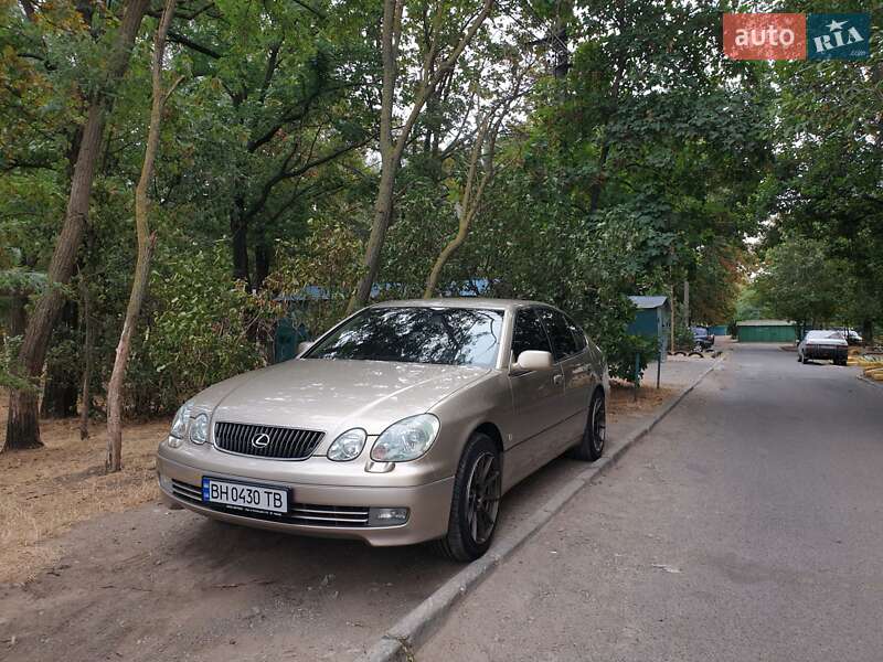 Lexus GS 2001