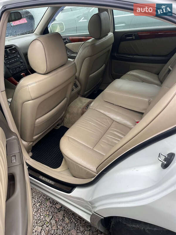 Седан Lexus GS 1999 в Ровно