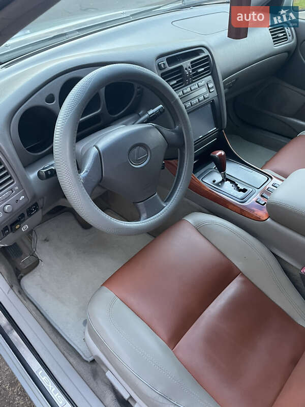 Седан Lexus GS 1998 в Черкасах