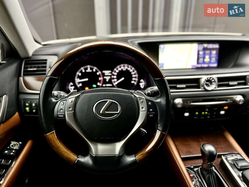 Седан Lexus GS 2012 в Киеве
