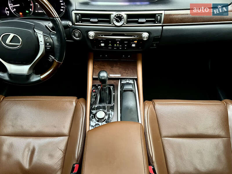 Седан Lexus GS 2012 в Киеве
