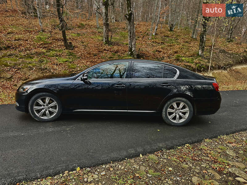 Седан Lexus GS 2011 в Долине