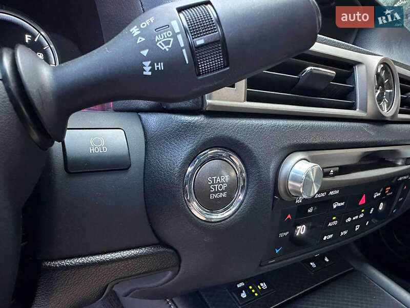 Седан Lexus GS 2016 в Киеве фото 43 Седан Lexus GS 2016 в Киеве