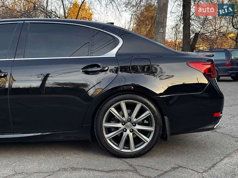 Седан Lexus GS 2014 в Киеве