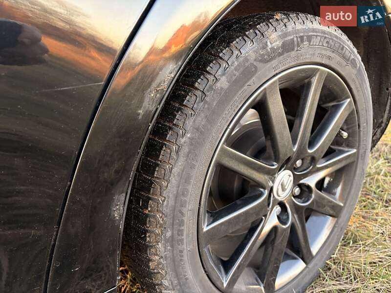 Седан Lexus GS 2005 в Киеве