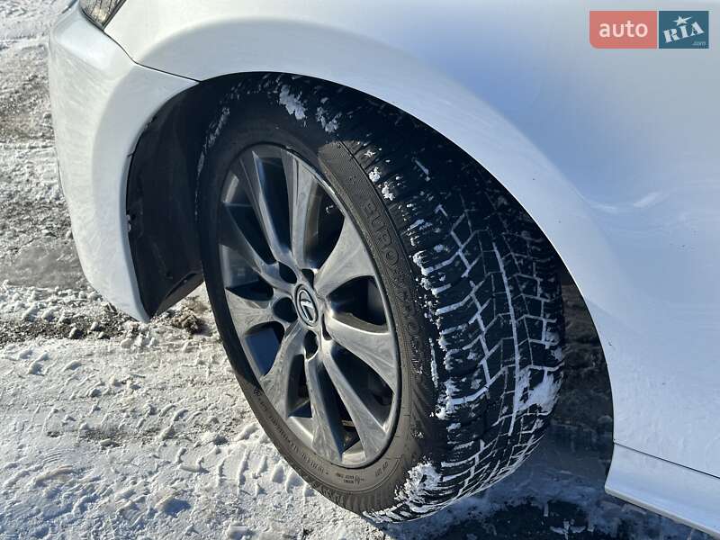 Седан Lexus GS 2014 в Киеве фото 9 Седан Lexus GS 2014 в Киеве