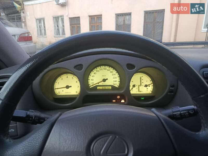 Седан Lexus GS 2000 в Одессе