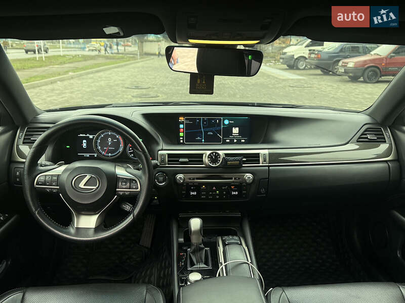 Седан Lexus GS 2015 в Киеве