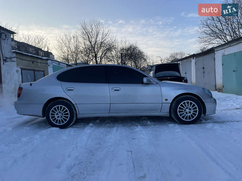 Седан Lexus GS 1998 в Тульчине