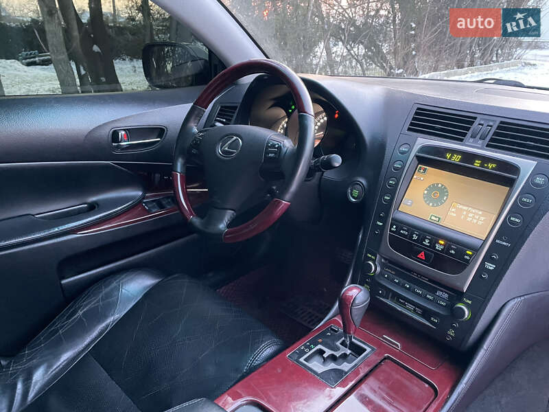 Седан Lexus GS 2005 в Овидиополе