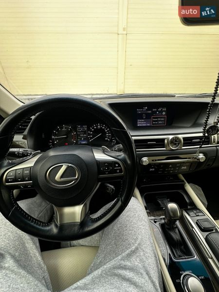Седан Lexus GS 2016 в Полтаві