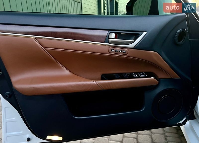 Седан Lexus GS 2012 в Киеве фото 16 Седан Lexus GS 2012 в Киеве