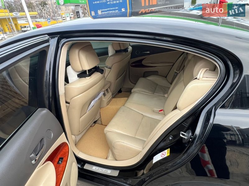 Седан Lexus GS 2007 в Ровно