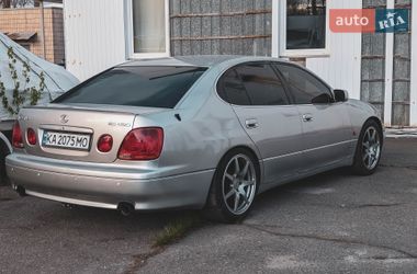 Седан Lexus GS 2000 в Киеве