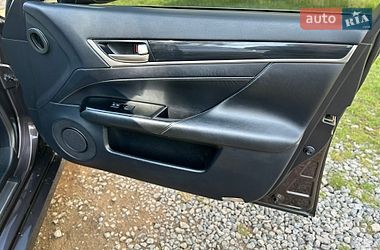 Седан Lexus GS 2012 в Виннице