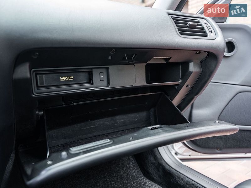 Седан Lexus GS 1999 в Киеве